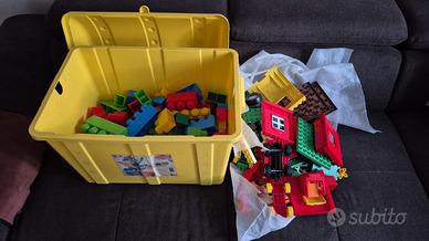 Lego Duplo e altri mattoncini