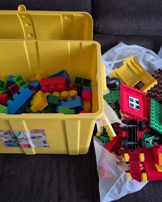 Lego Duplo e altri mattoncini
