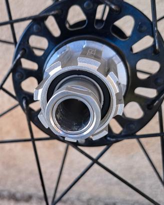 cerchio  Fulcrum 19mm corpetto campagnolo N3W. 