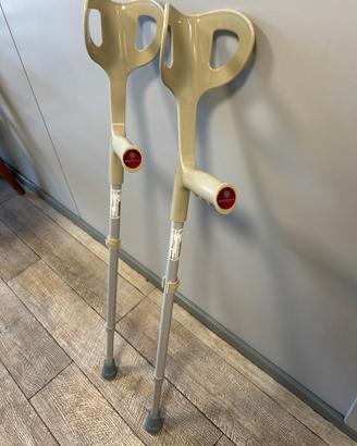 Stampelle canadesi regolabili in altezza nuove