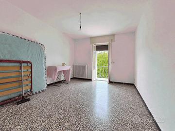 Casa indipendente di 110 m² con 5 locali a Rocca S