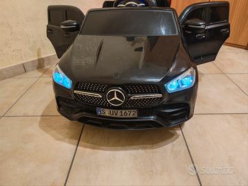 Auto elettrica per bambini 