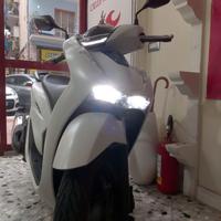 Honda SH 125 -TOTAL WHITE (PREZZO super BOMBA) N.B