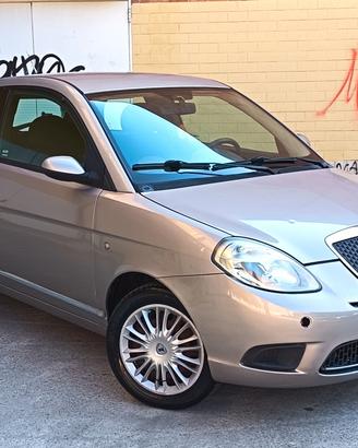 Lancia Ypsilon 1.2 benz 100.000km NEOPATENT