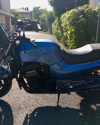 Kawasaki Gpz 900
