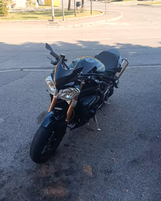 Triumph Speed triple 1050