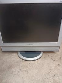 monitor TV LCD 