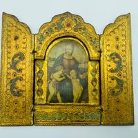 Trittico devozionale in legno dorato