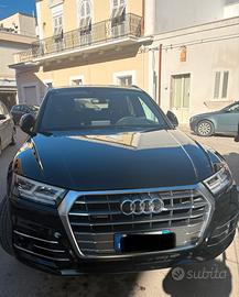 AUDI Q5 S-line