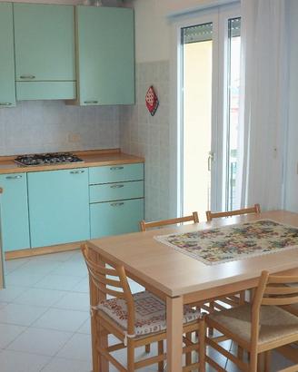 Vicino mare/22-29 AGOSTO/bilo/1 camera/p.auto/5pax