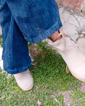 stivaletti camoscio beige 