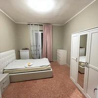 Stanza singola x donna in centro 230