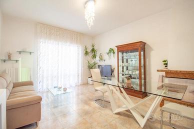 4 LOCALI A RIETI