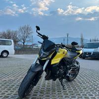 Honda hornet 750