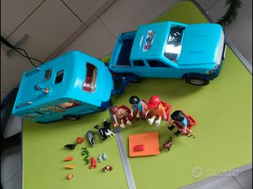Playmobil Pick up con roulotte