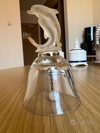 Campanella in vetro con delfini da collezioni