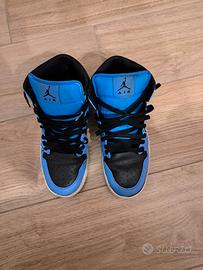 air Jordan 1 mid university Blue black