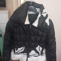 piumino corto bianco e nero