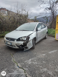 Ford Focus per ricambi