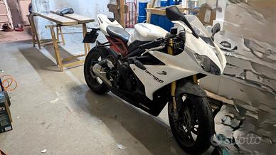 Triumph Daytona 675 - 2013