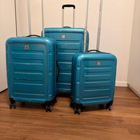 Tris Valigie Roncato B-Flying - set da 3 pezzi