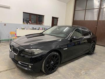 BMW 520d xdrive  berlina 