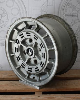 MASERATI MERAK 2 CERCHI 7,5X15 MAGNESIO CAMPAGNOLO