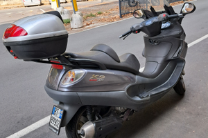 Scuter piagio cill.200