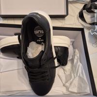 Sneakers uomo nr.40 4us Paciotti mai usate.