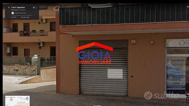 Immobile di 50 m² con 1 locale a Mondragone