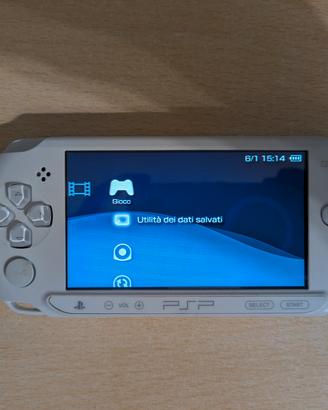 PSP Street Bianca con giochi