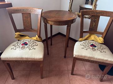 tavolo rotondo con  sedie stile impero