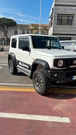 Suzuki Jimny del 2019 Quattro Posti