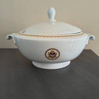 Elegante zuppiera in finissima porcellana italiana