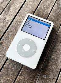 Apple iPod Classic 30GB 5th Gen A1136 Bianco Works