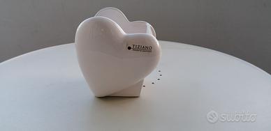 Vaso bianco per piante in ceramica