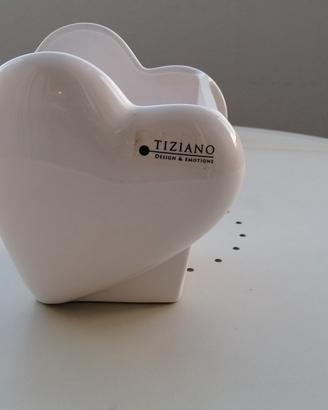Vaso bianco per piante in ceramica