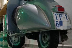 VESPA 150 anno 1957 targa TP 1
