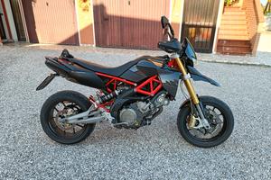 Dorsoduro Factory 750 A2