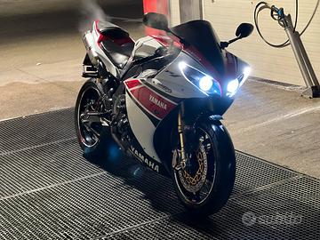 Yamaha r1 2012 50th anniversario