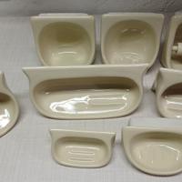 Accessori bagno vintage in ceramica