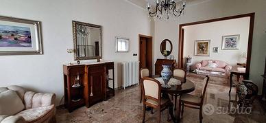 Appartamento di 121 m² con 4 locali a Ancona