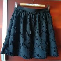 Minigonna ricamata nera tg M, h&m, elegante