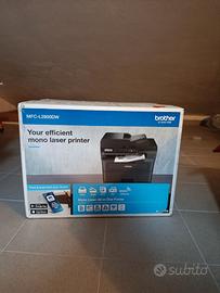 Stampante laser in bianco e nero nuovo imballato