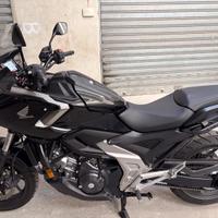 HONDA NC 750 X DCT
