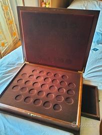 monetiere in legno 