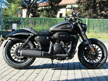 Keeway Benda 302 c KM0