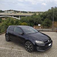 VOLKSWAGEN Golf 7ª serie - 2013