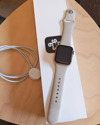 Apple watch se rose gold