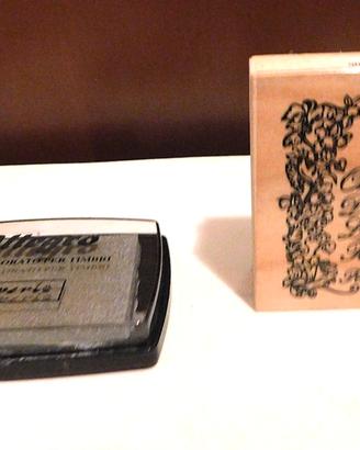 Timbro in legno comprensivo di tampone inchiostro